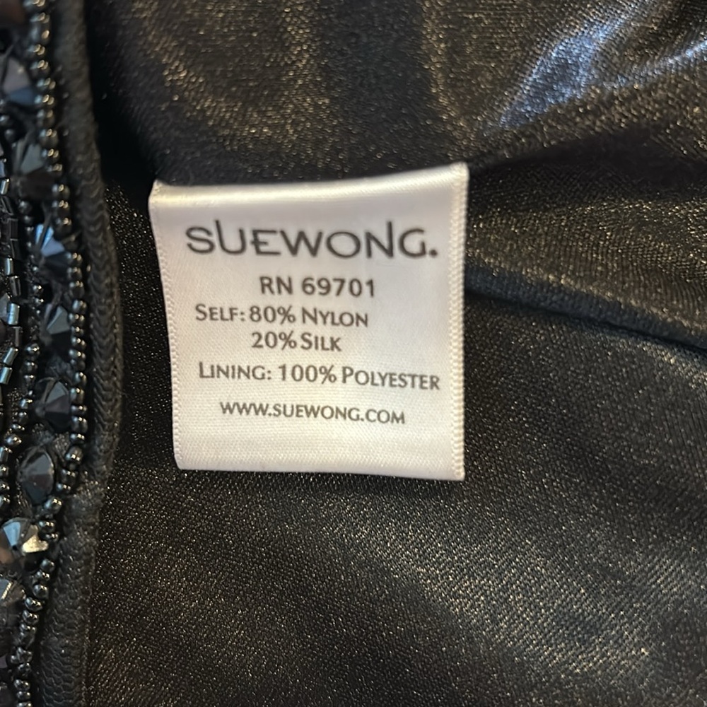 Sue Wong - Picture 11 of 11